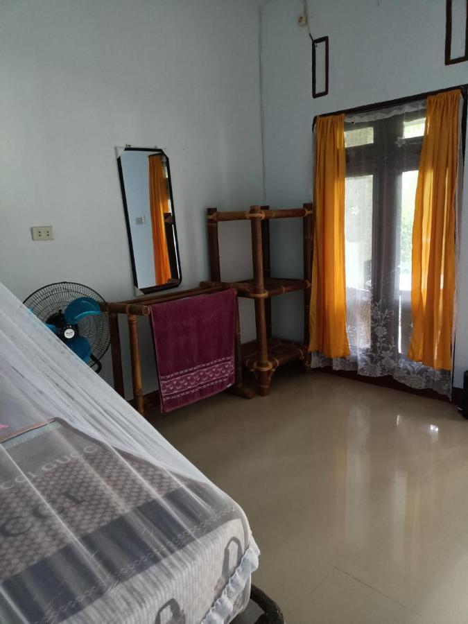 Brown Bamboo Guest House & Trekking Bukit Lawang Dış mekan fotoğraf